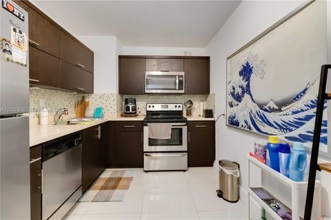 Tiny photo for 100 Bayview Dr #2014, Sunny Isles Beach, FL 33160 (MLS # A12027930)