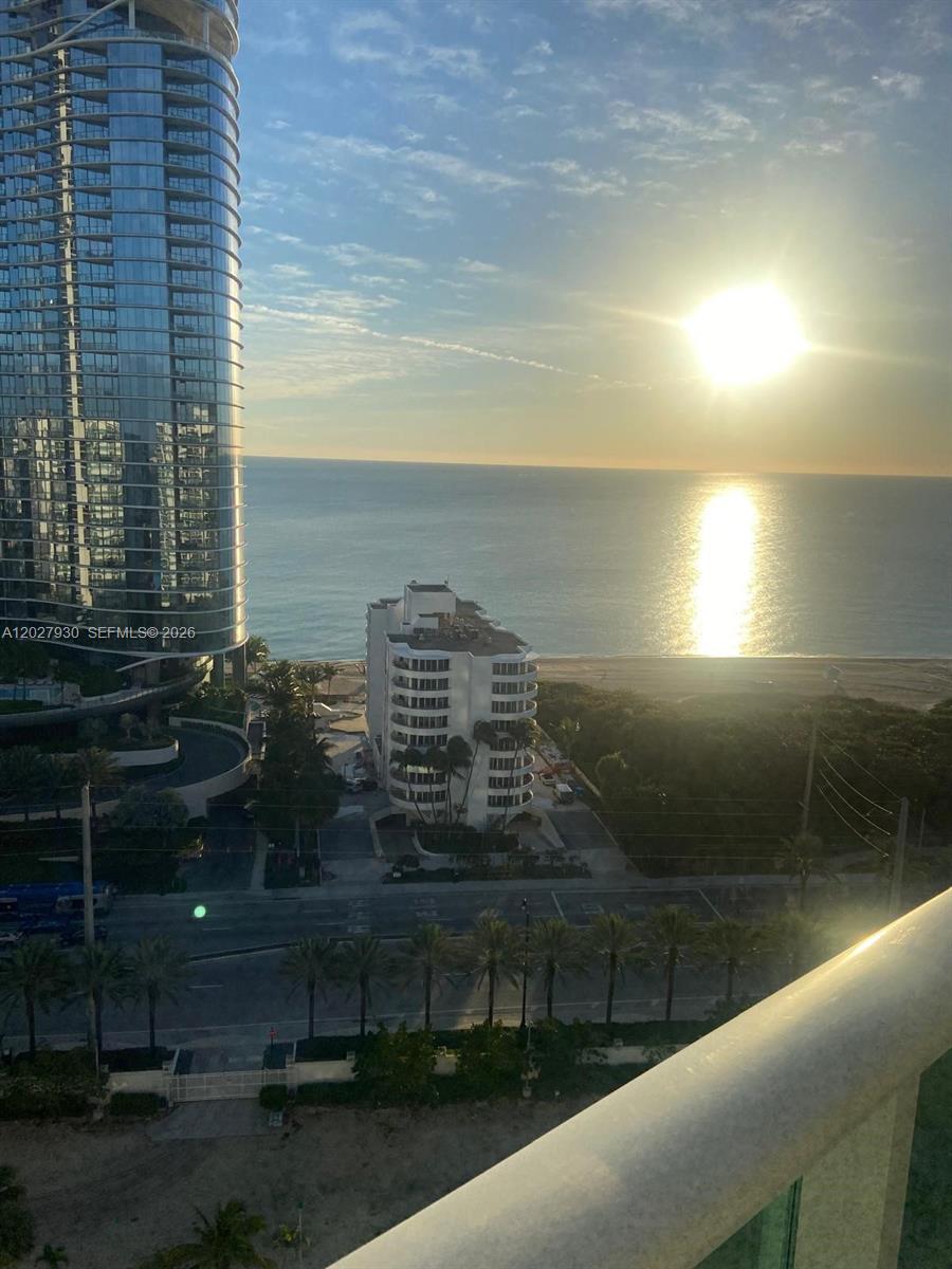 ARLEN HOUSE EAST CONDO - Residential