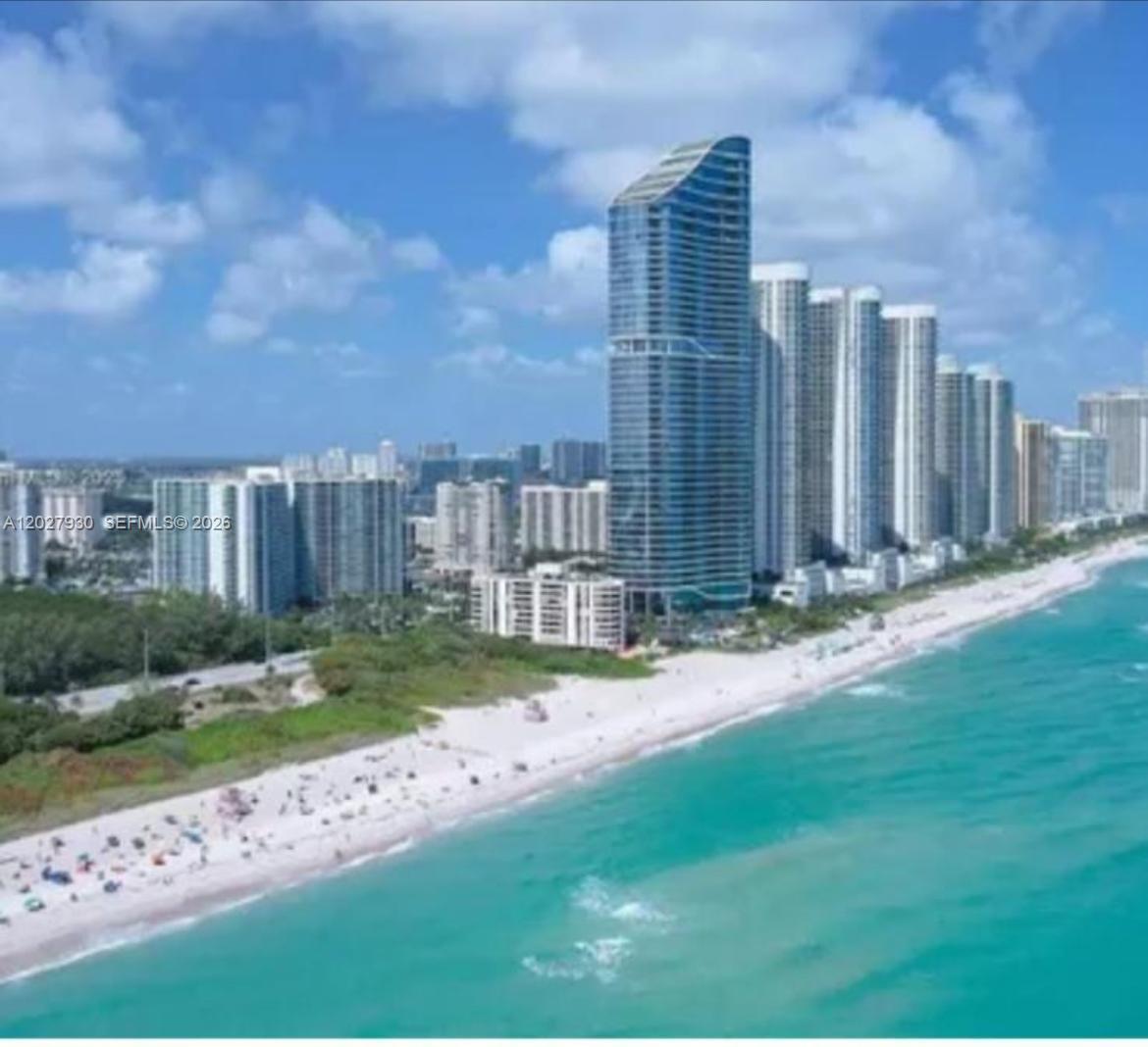 ARLEN HOUSE EAST CONDO - Residential