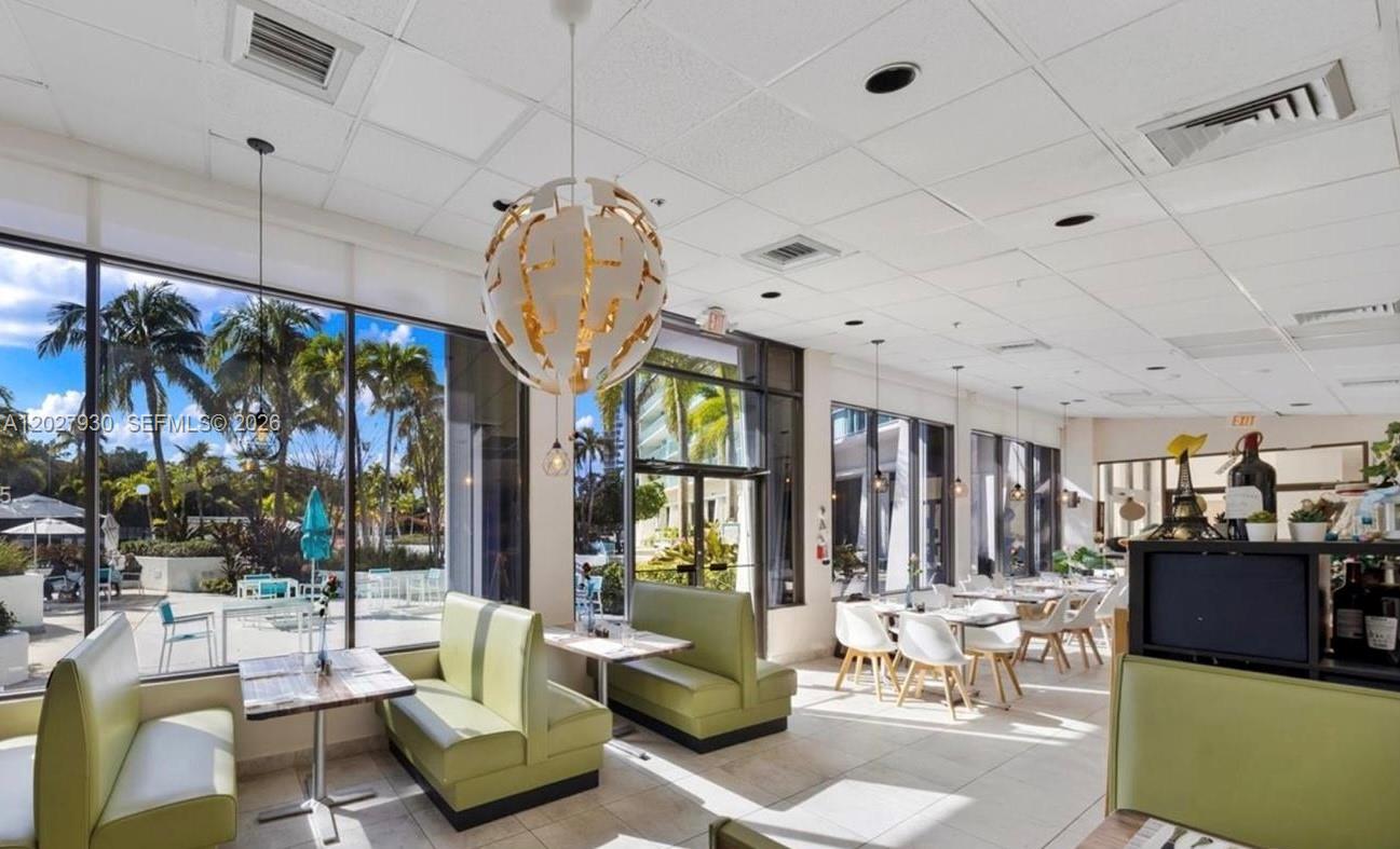 ARLEN HOUSE EAST CONDO - Residential