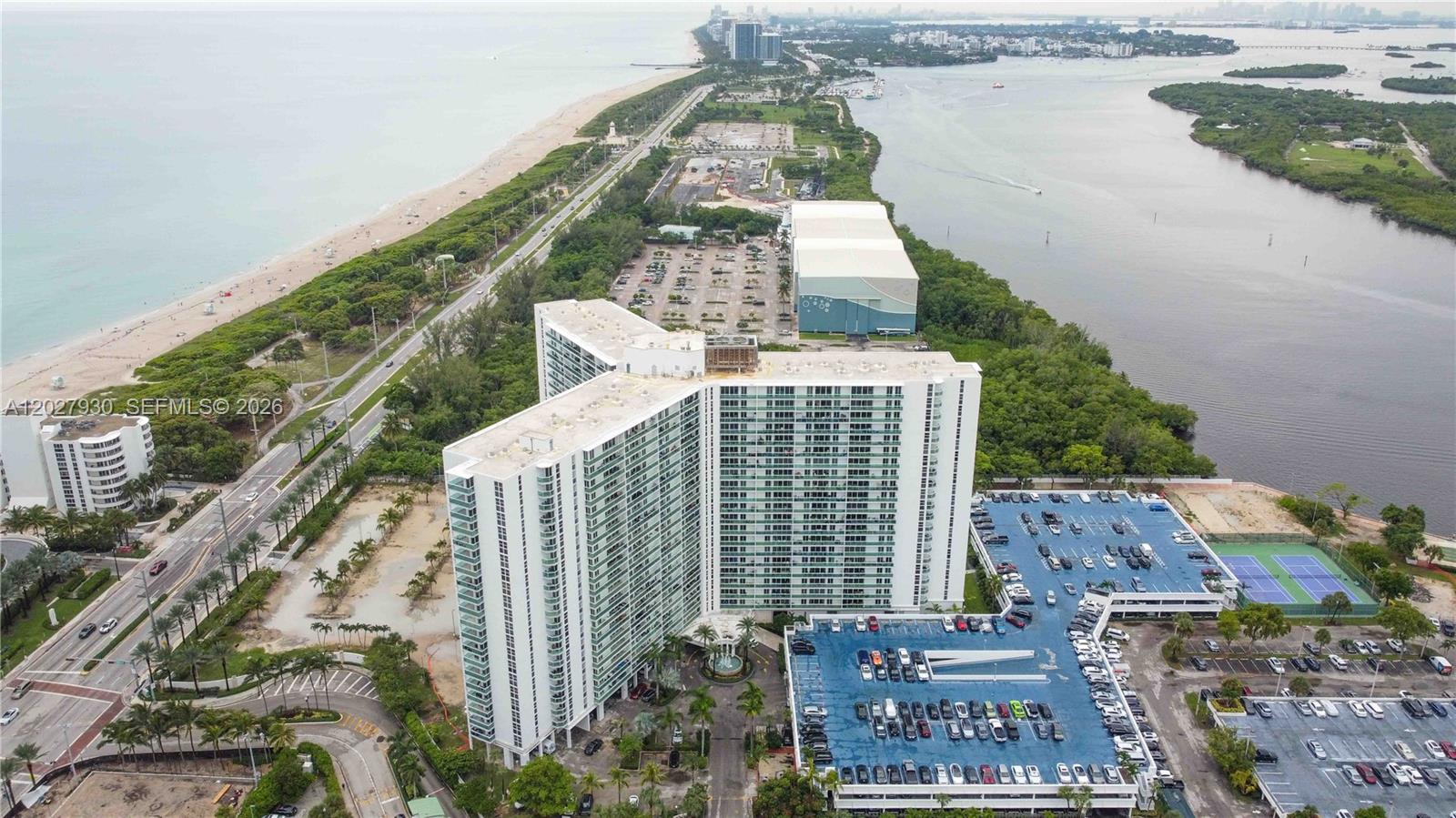 ARLEN HOUSE EAST CONDO - Residential