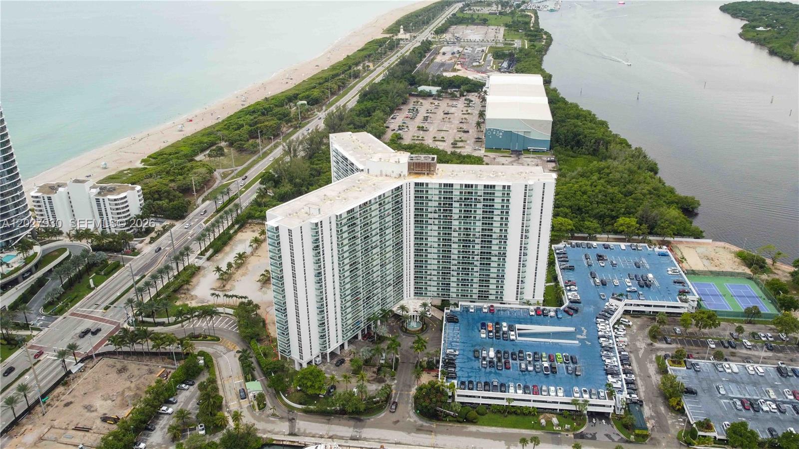 ARLEN HOUSE EAST CONDO - Residential