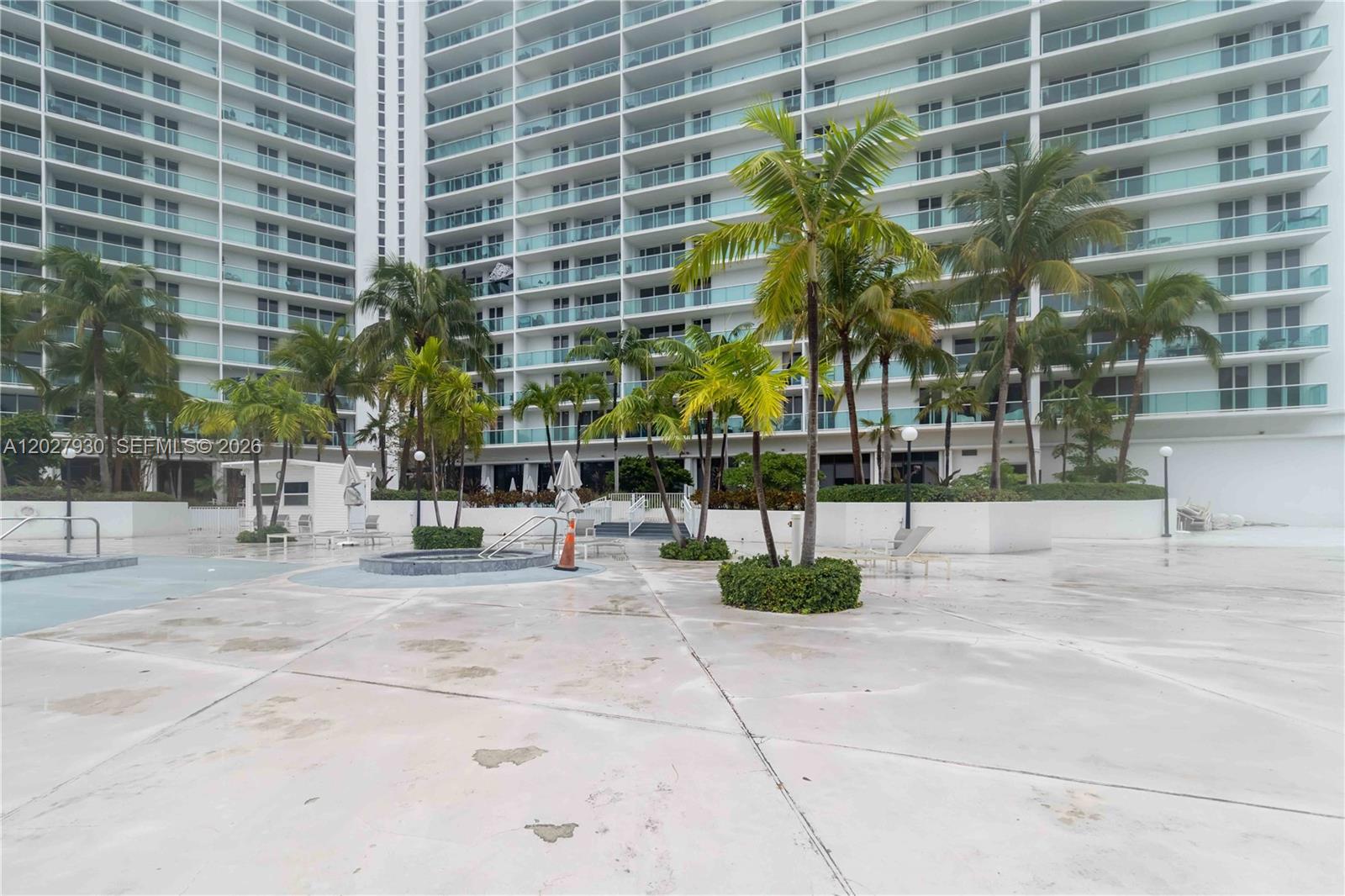 ARLEN HOUSE EAST CONDO - Residential