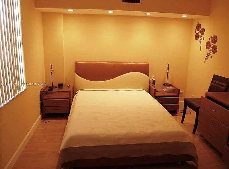 PRINCE GEORGE ARMS CONDO - Residential Lease