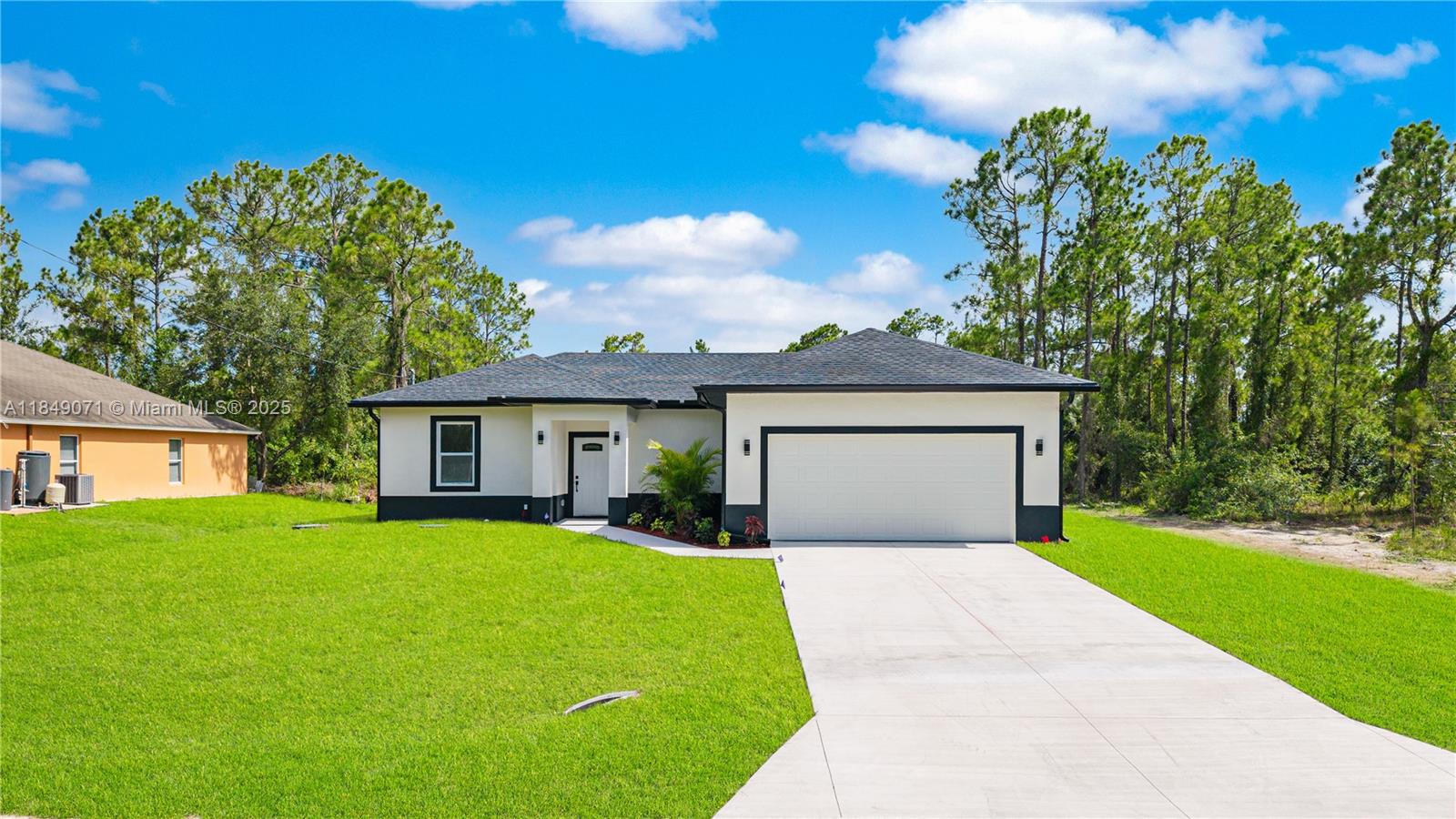 LEHIGH ACRES - Residential