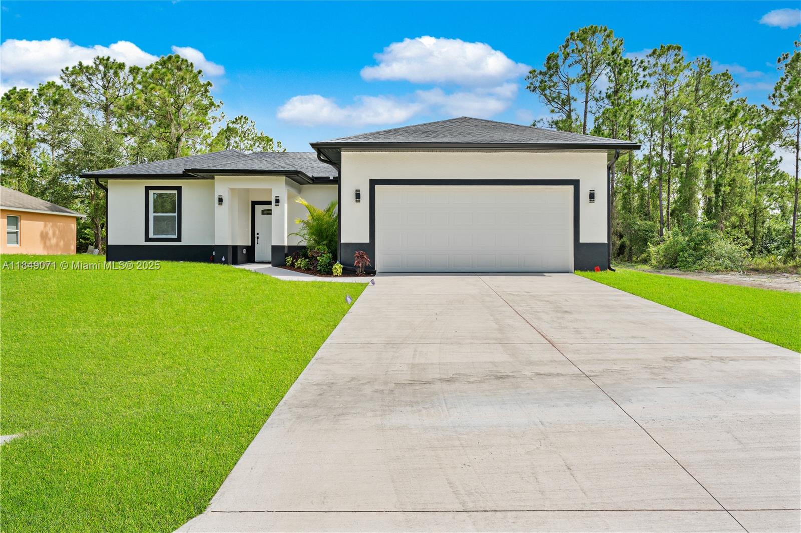 LEHIGH ACRES - Residential
