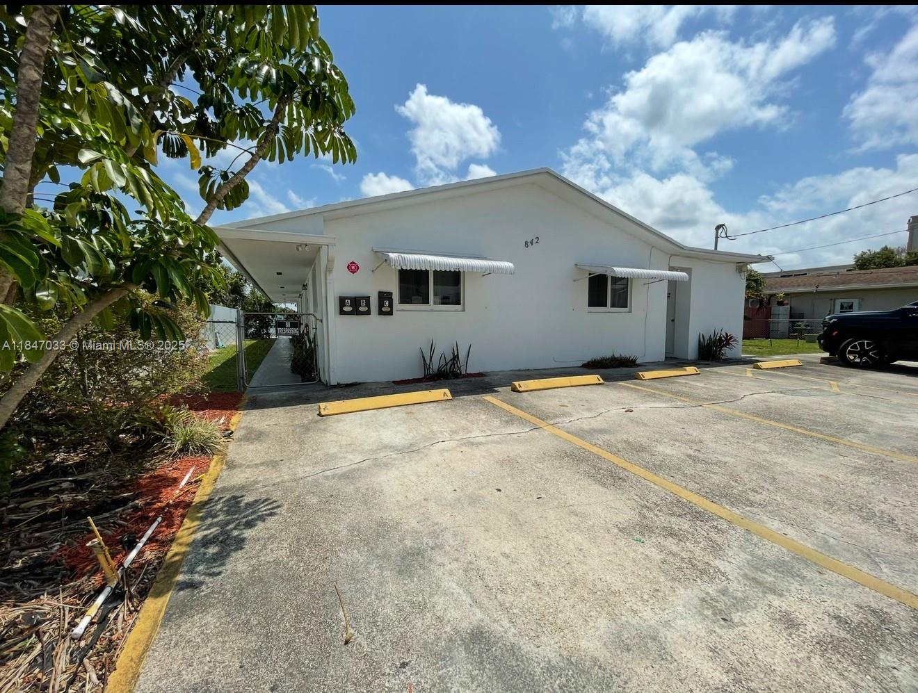 Excellent Location! South of Hallandale Beach Blvd and East of I-95. Just 10 minutes from the beach. This unit is a 2/1 with it’s own private lakefront patio, great for BBQ. Freshly painted, Terrazzo floors, Central A/C, 2 assigned parking spaces, Impact Windows and so much more. Requirements include: Credit Report, Eviction Report, Background Check, and Proof of Income. Rapid Approval!!