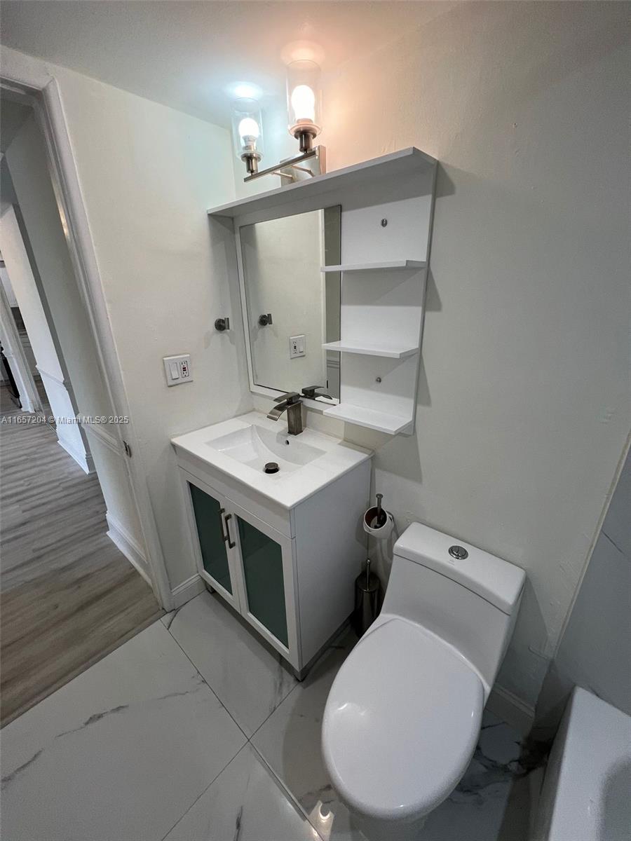 SERENITY ON THE RIVER CON - Residential