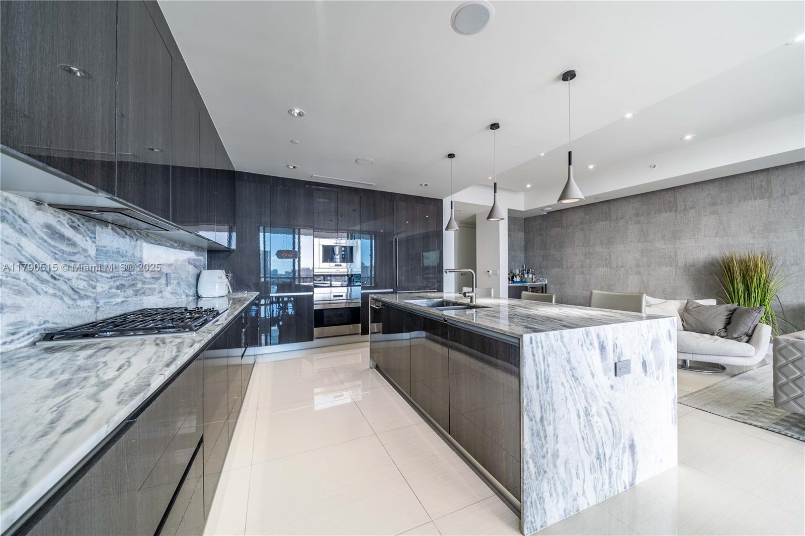 View photos, virtual tours, details... 3300 NE 188th St 710