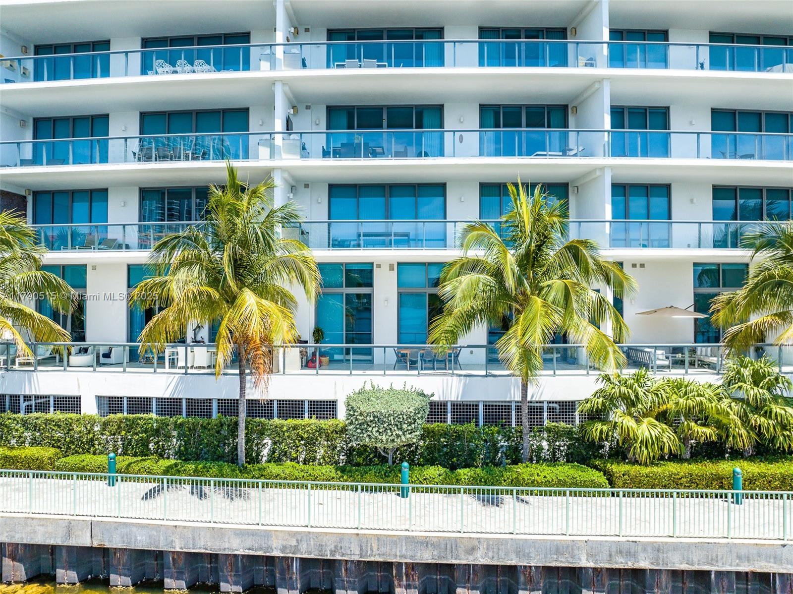 ECHO CONDO - Residential