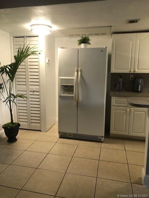 VILLAS OF WEST BIRD CONDO - Residential