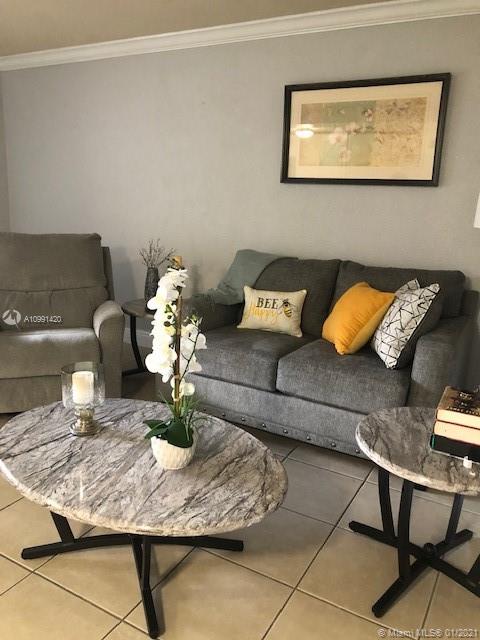 VILLAS OF WEST BIRD CONDO - Residential