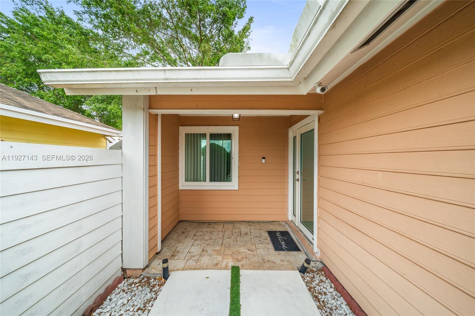 ROYAL GLEN - Residential