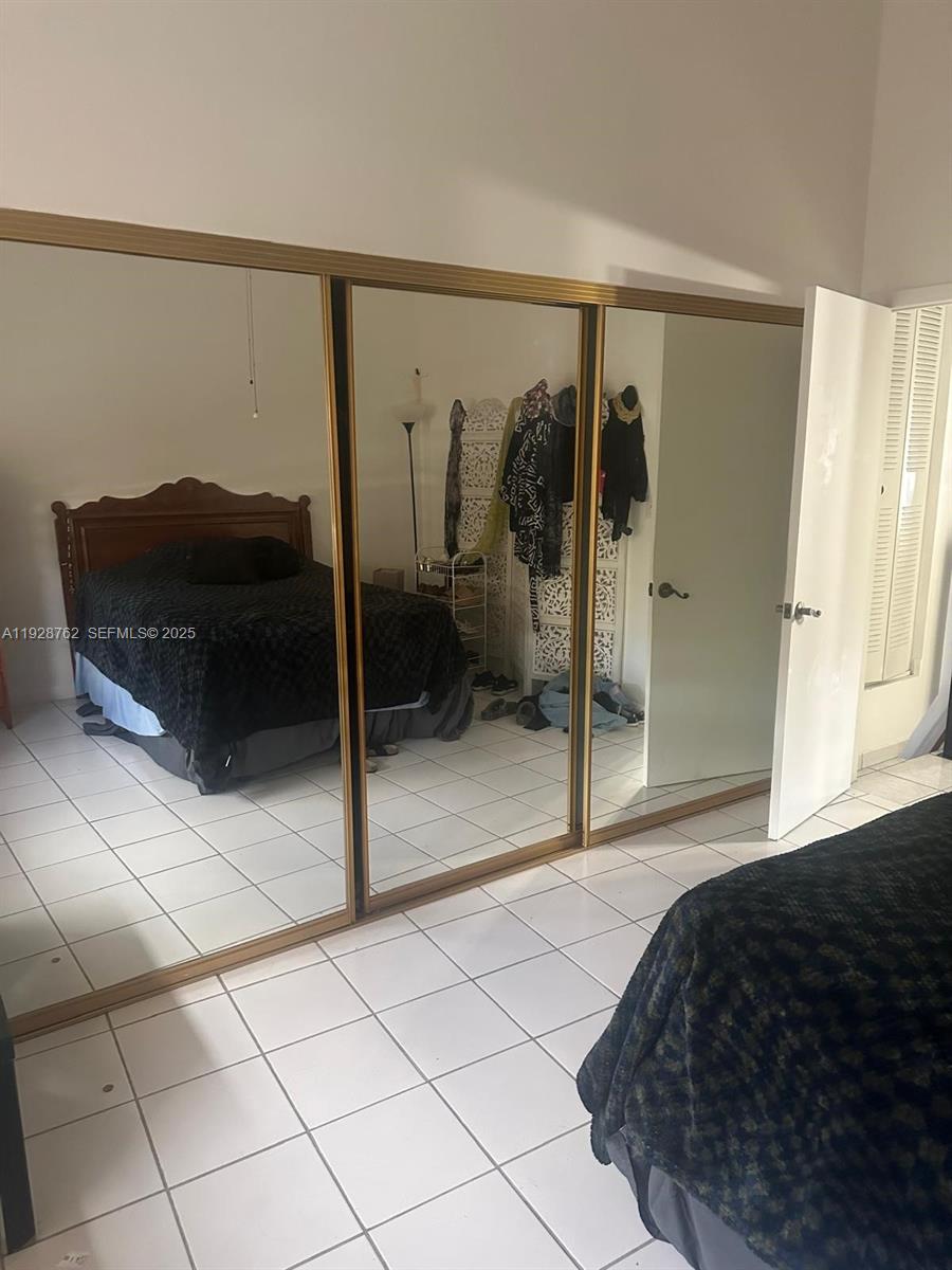 GARDENS AT KENDALE LAKES - Residential Lease