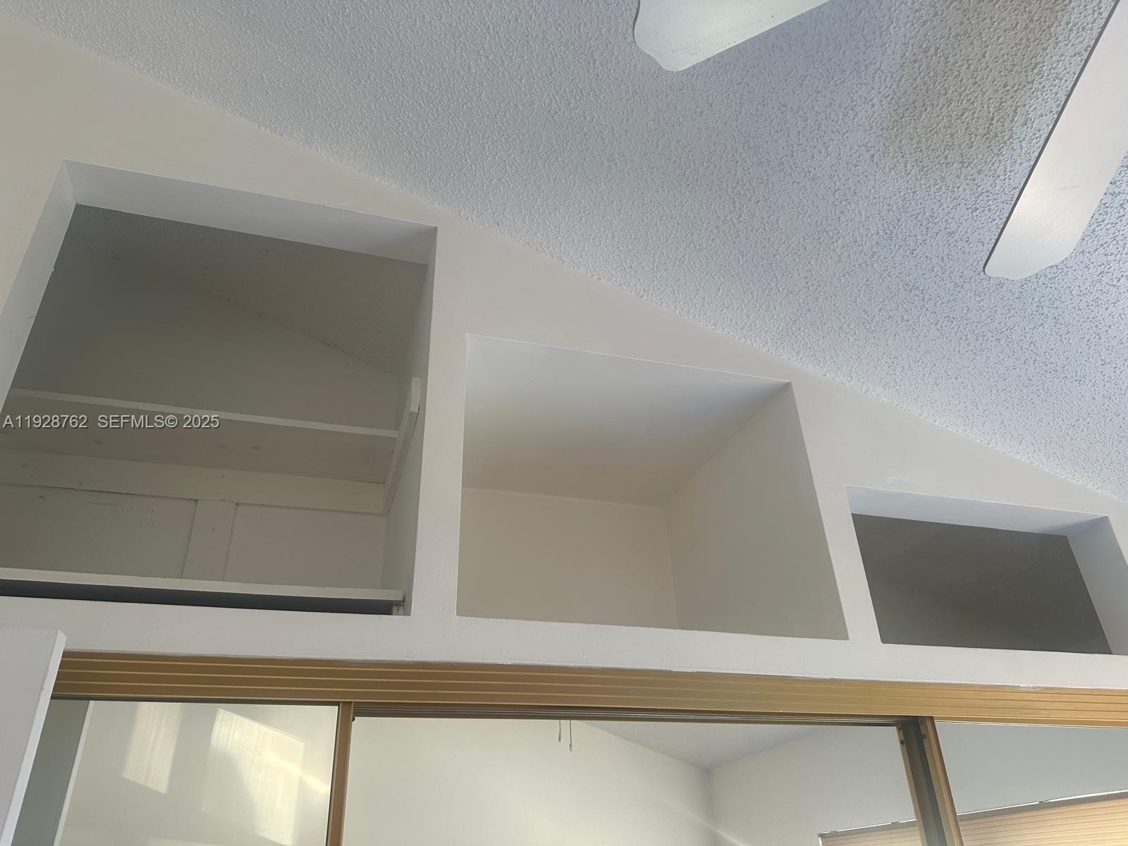 GARDENS AT KENDALE LAKES - Residential Lease