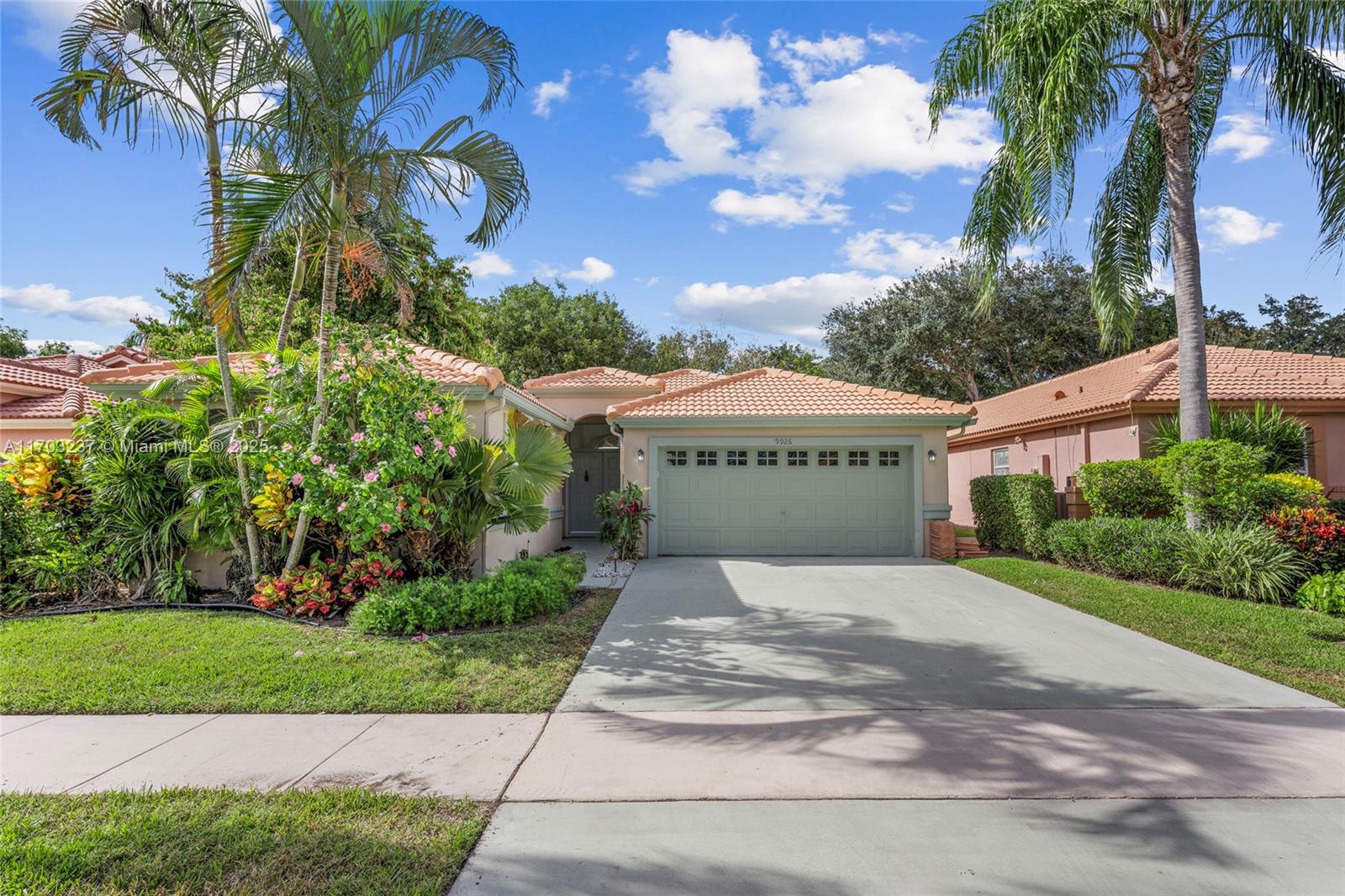 PALM ISLES - Residential