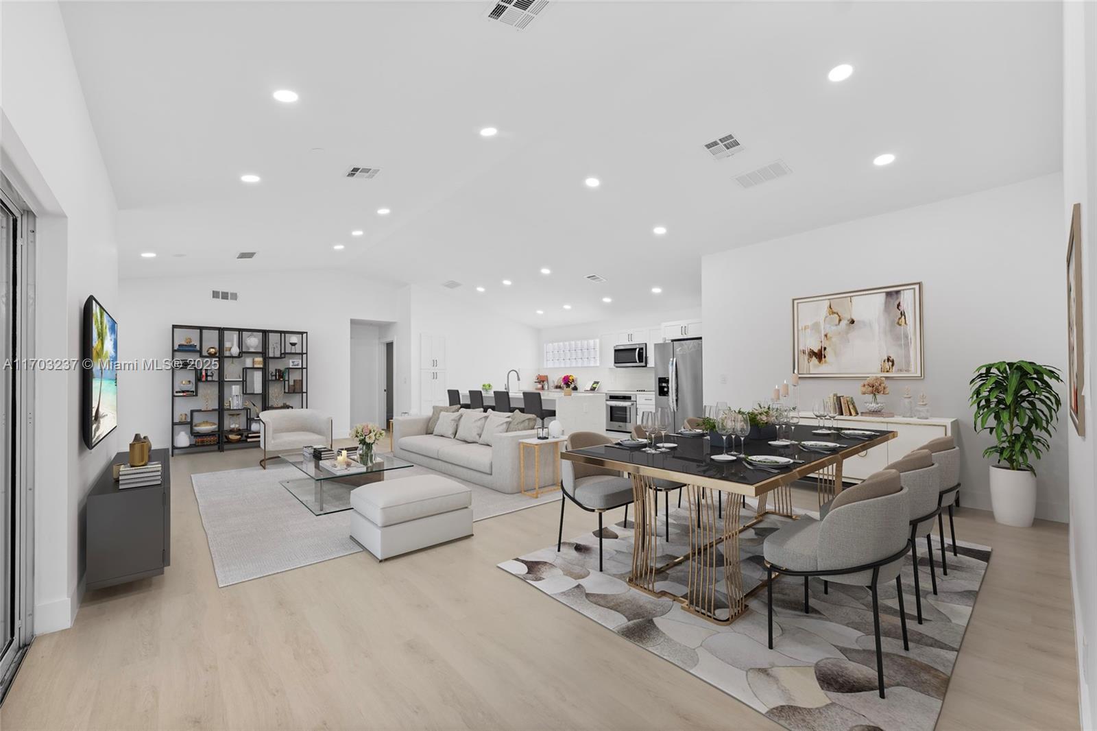 PALM ISLES - Residential