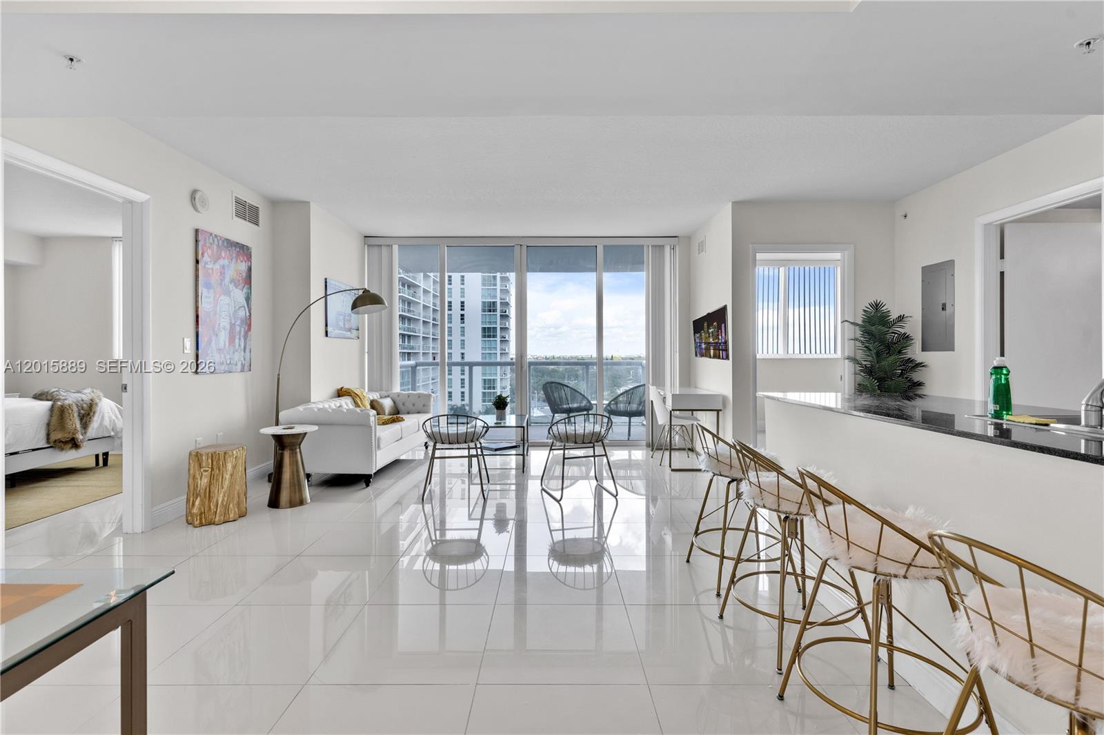 TERRAZAS RIVERPARK VILLAG - Residential