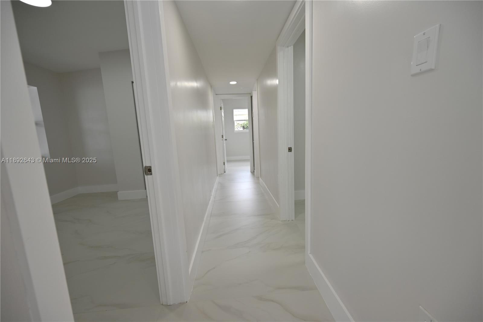 THE TROPICS AMD PL - Residential
