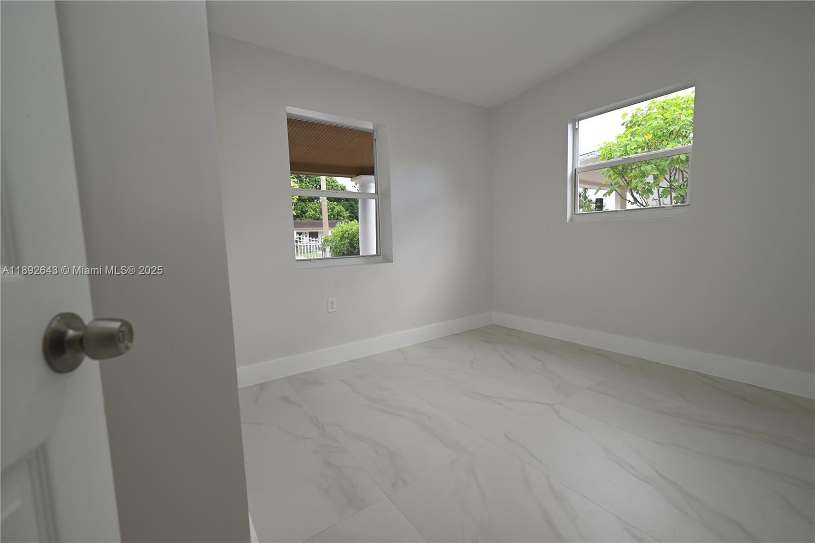 THE TROPICS AMD PL - Residential