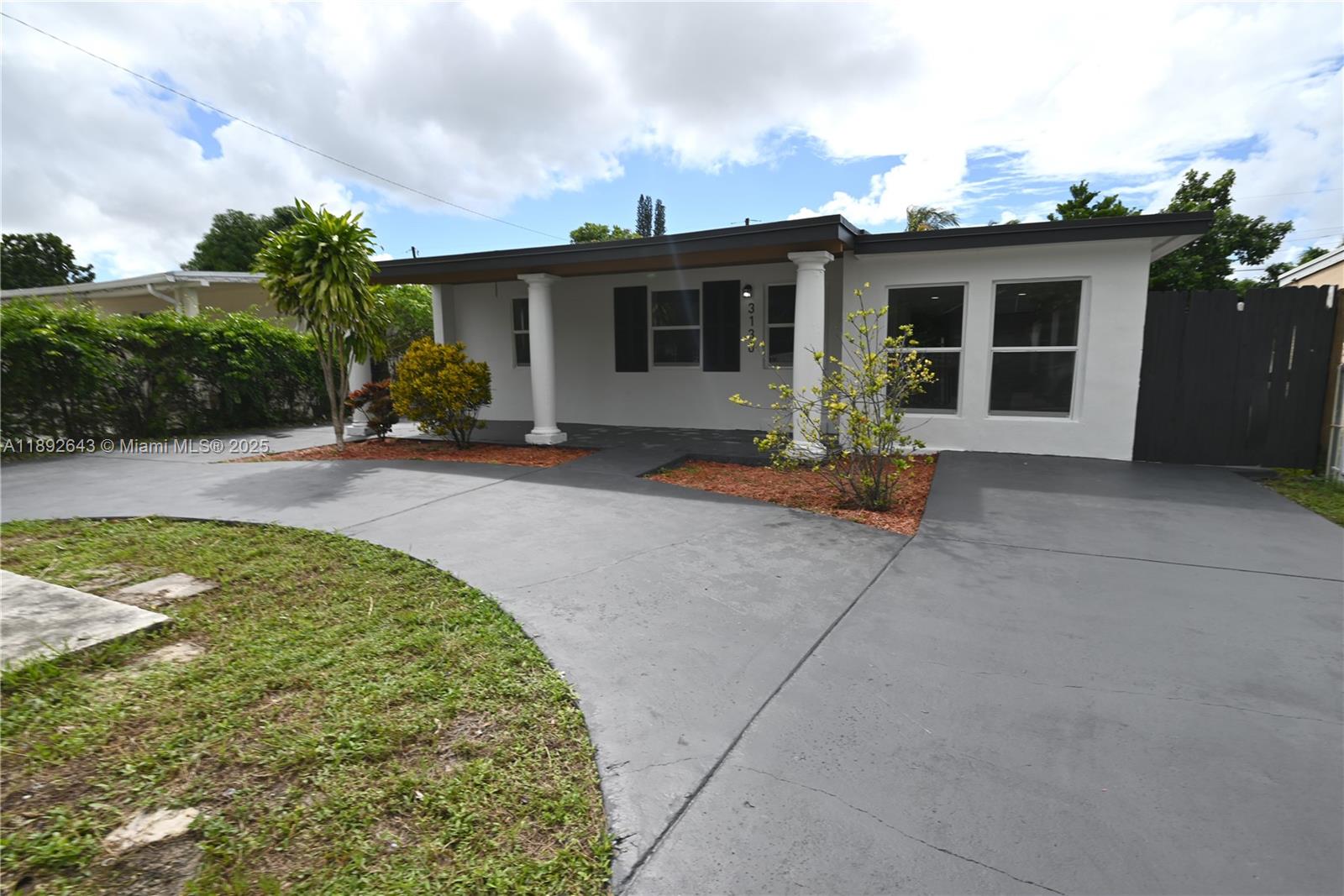 THE TROPICS AMD PL - Residential