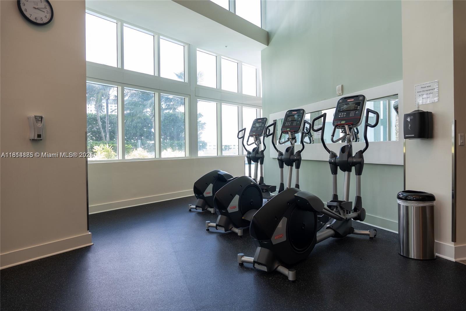 QUANTUM ON THE BAY CONDO - Residential