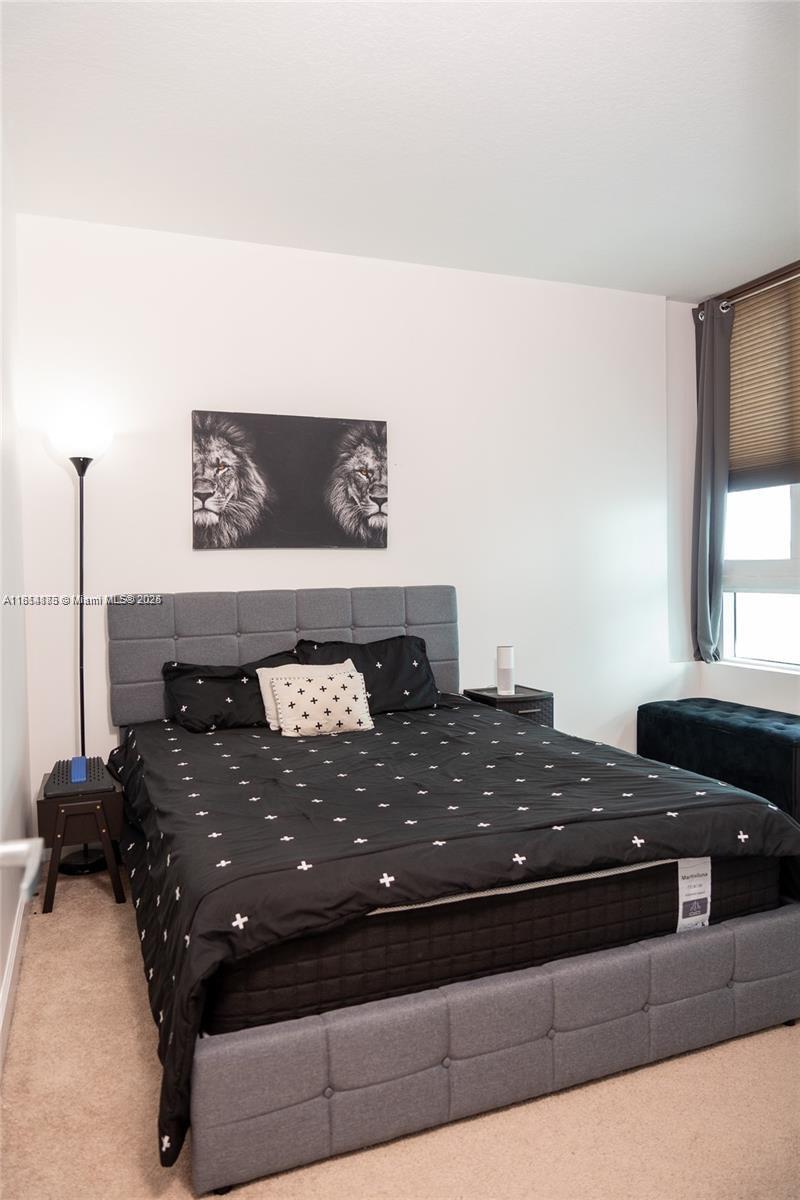 QUANTUM ON THE BAY CONDO - Residential