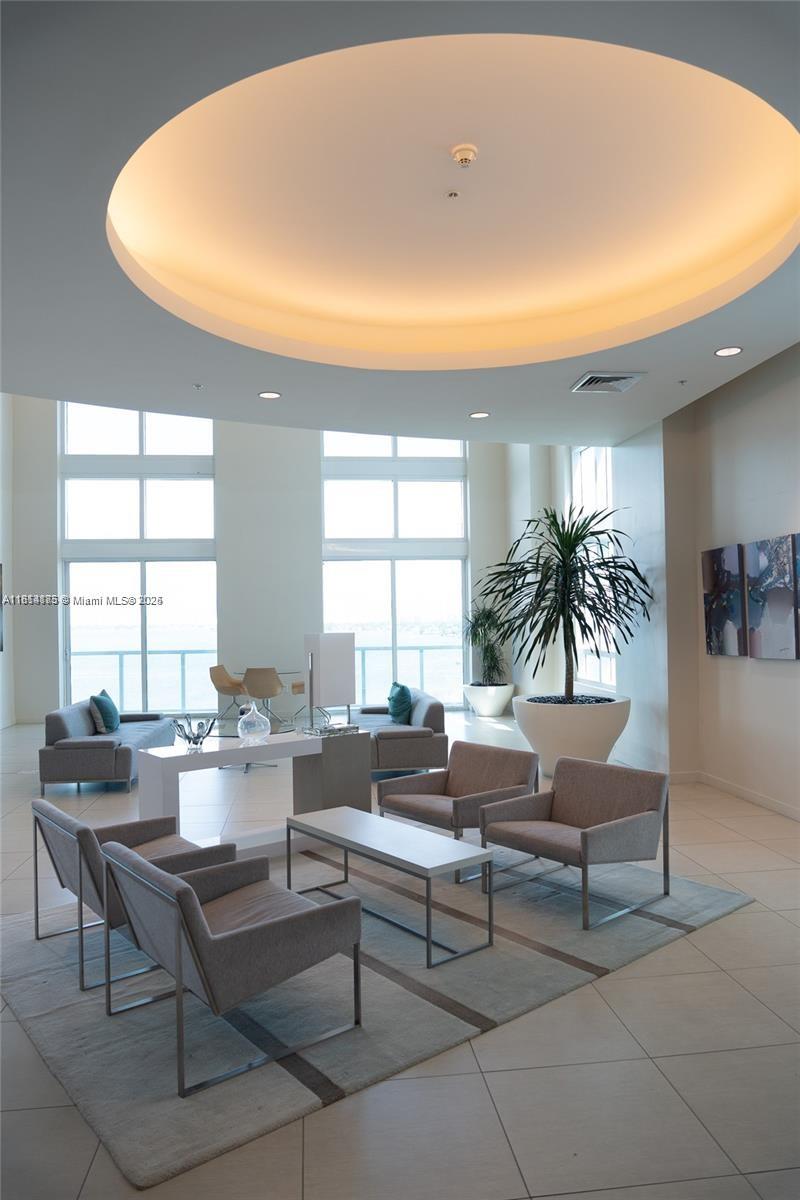 QUANTUM ON THE BAY CONDO - Residential