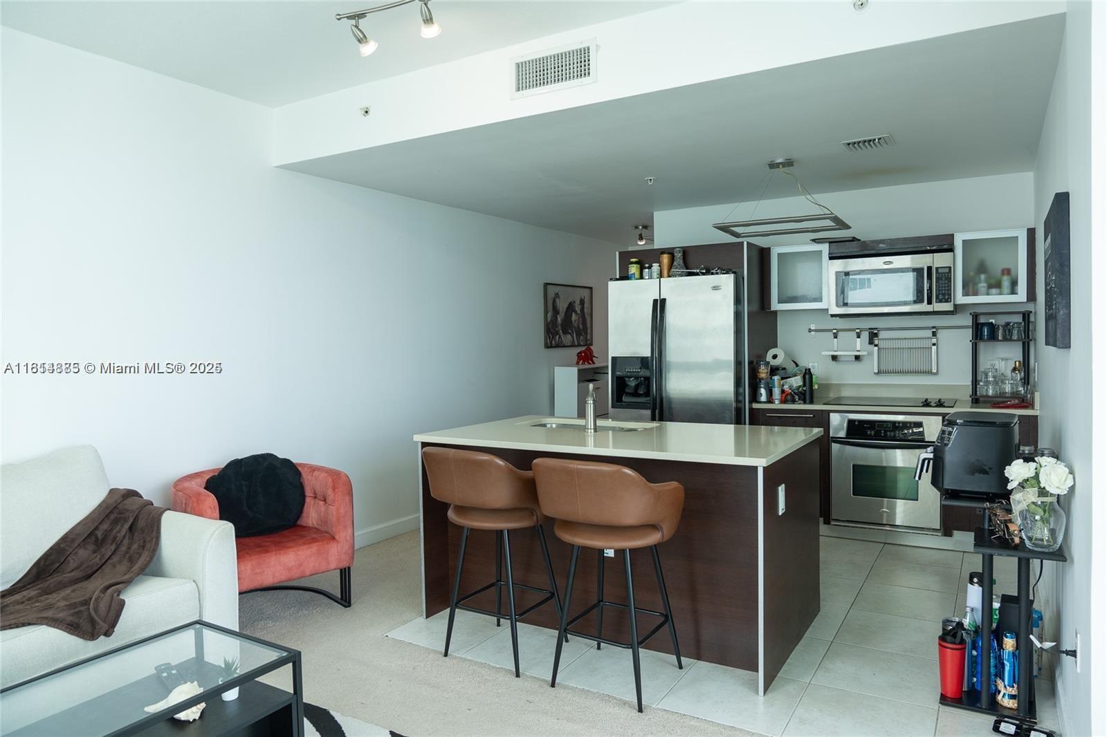 QUANTUM ON THE BAY CONDO - Residential