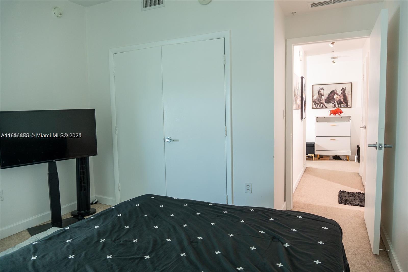 QUANTUM ON THE BAY CONDO - Residential