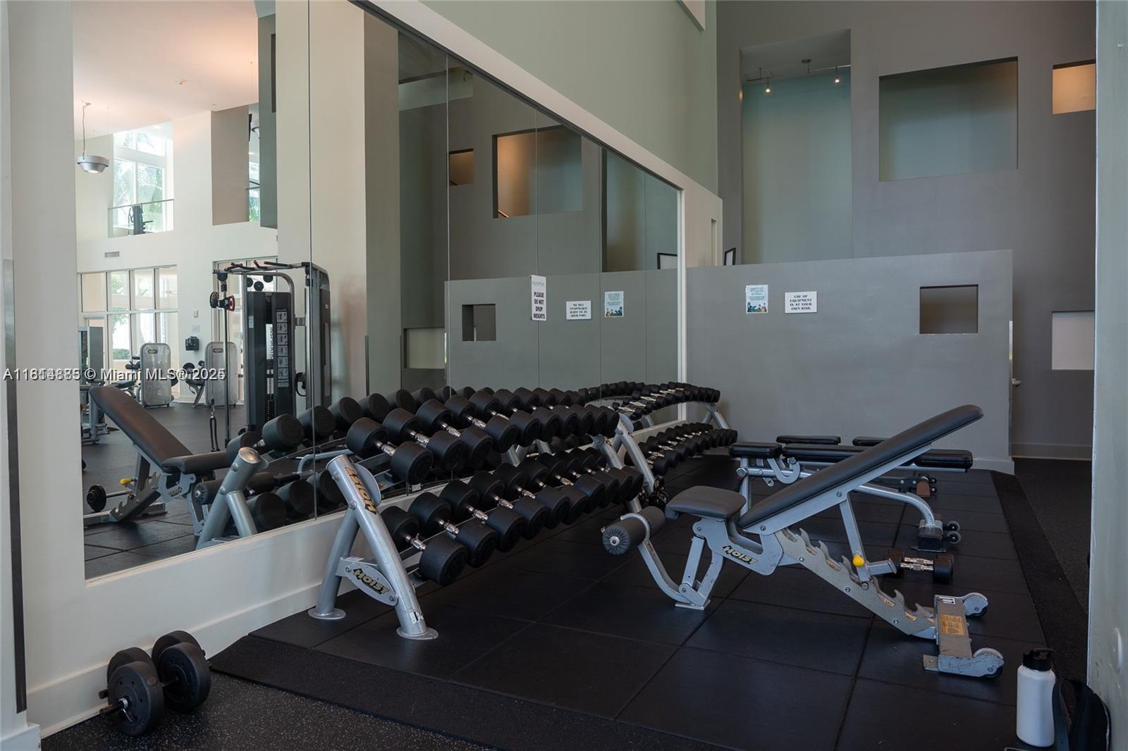 QUANTUM ON THE BAY CONDO - Residential