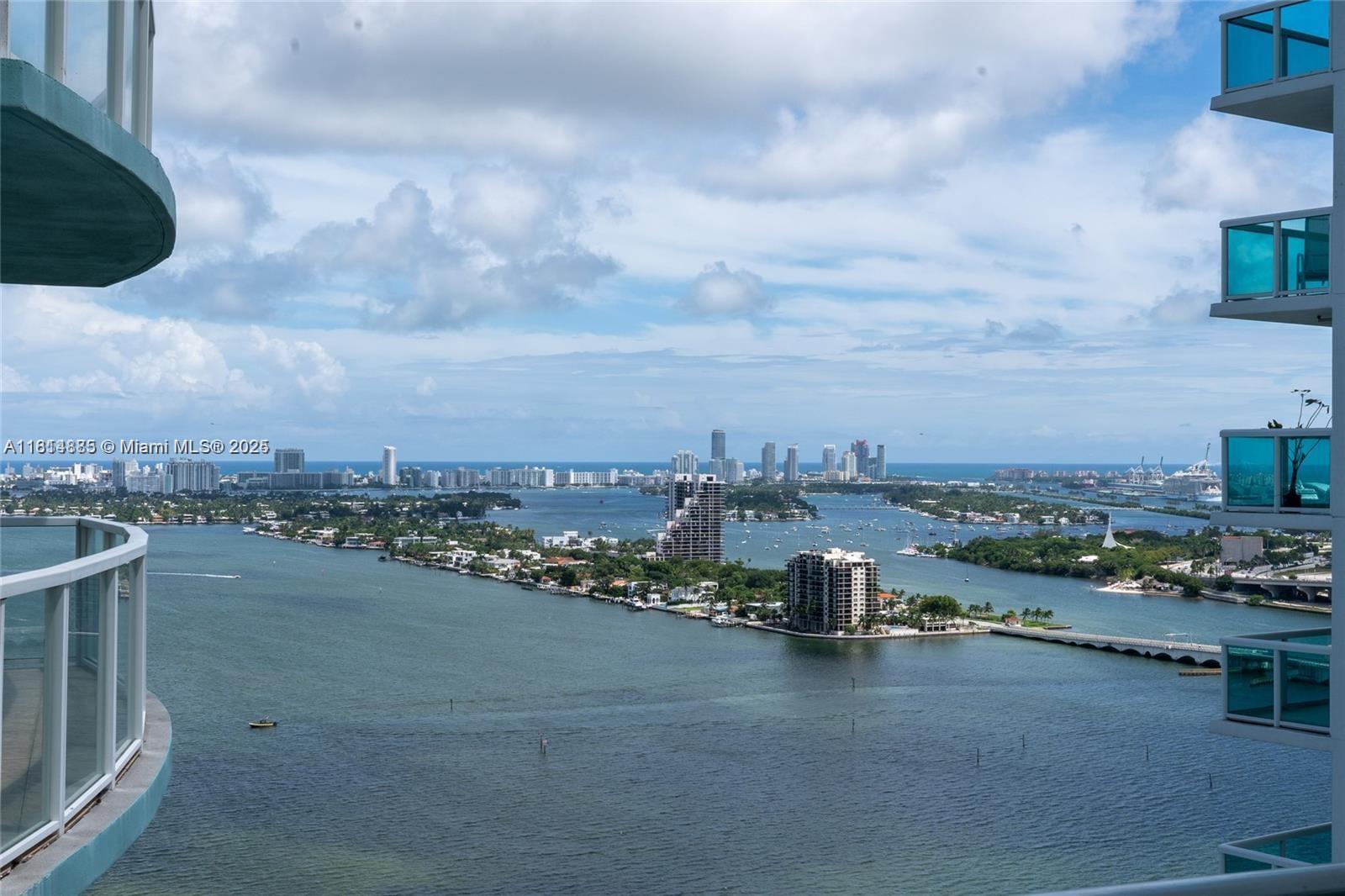 QUANTUM ON THE BAY CONDO - Residential