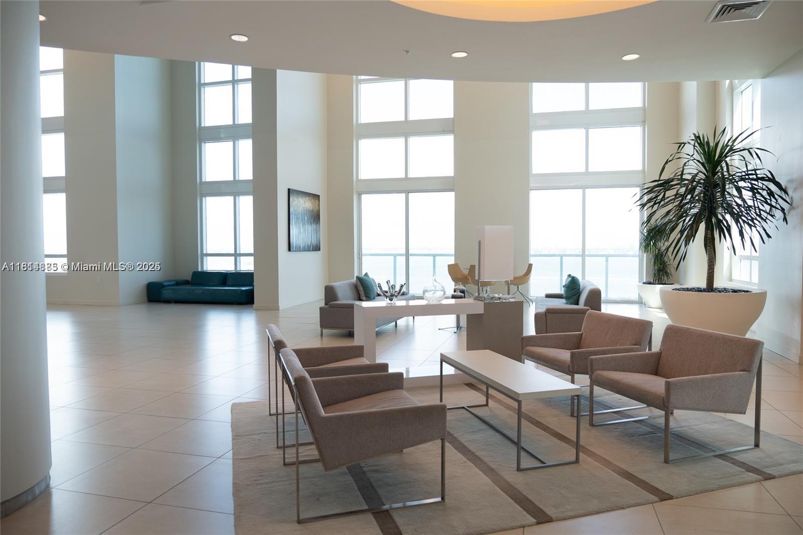 QUANTUM ON THE BAY CONDO - Residential