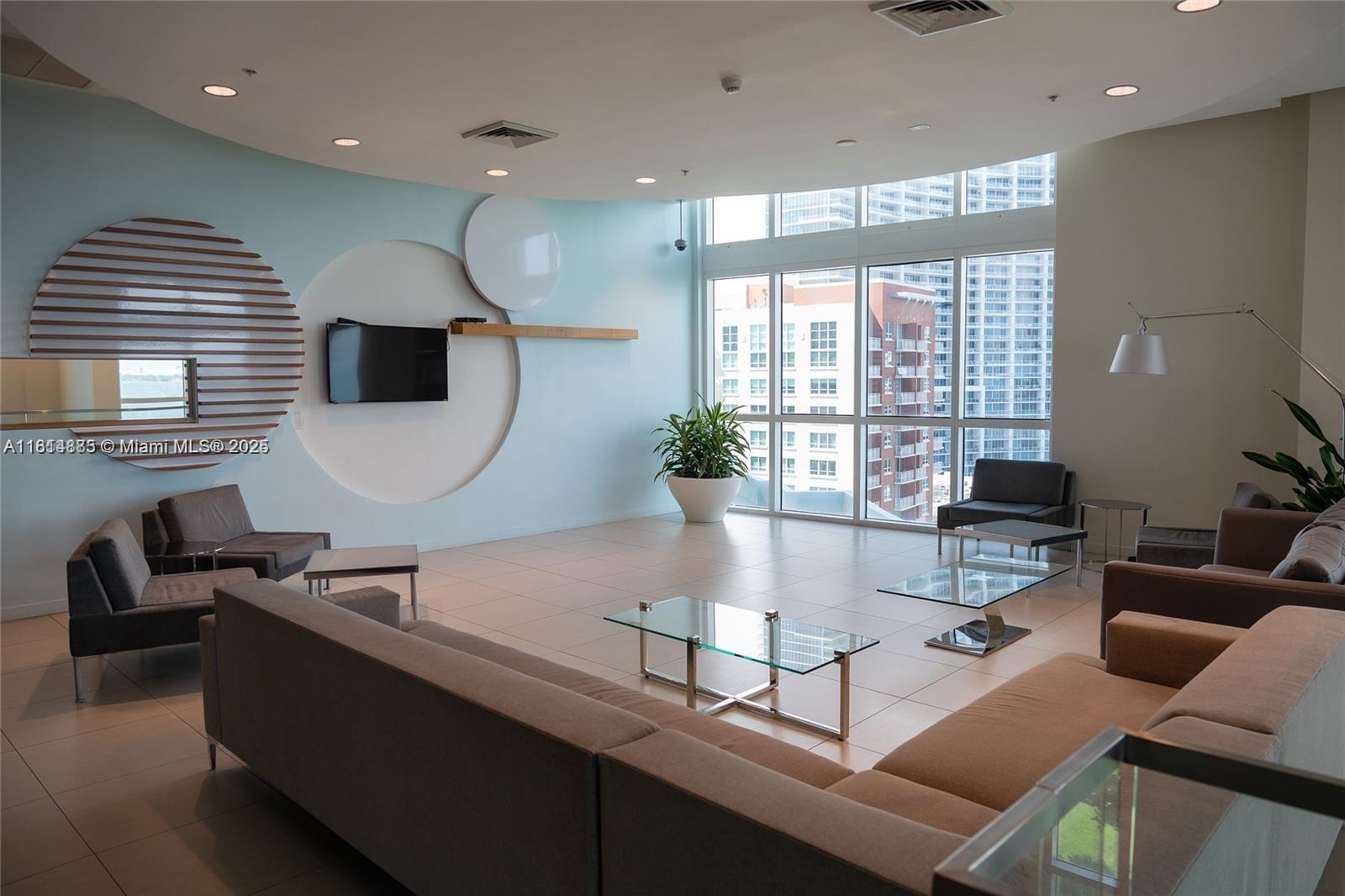 QUANTUM ON THE BAY CONDO - Residential