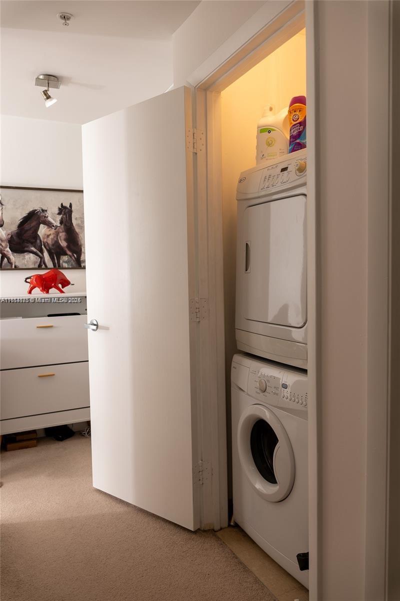 QUANTUM ON THE BAY CONDO - Residential