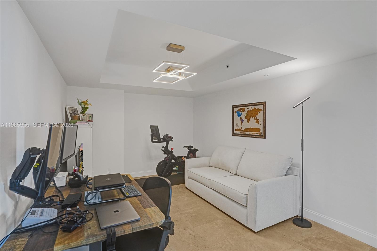 THE OAKS I CONDO - Residential