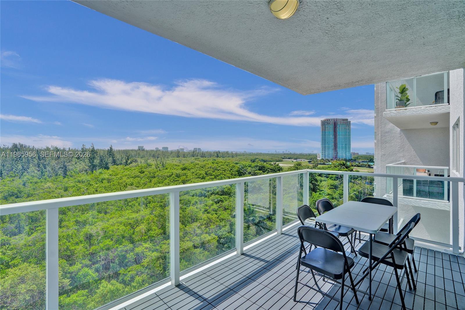 THE OAKS I CONDO - Residential