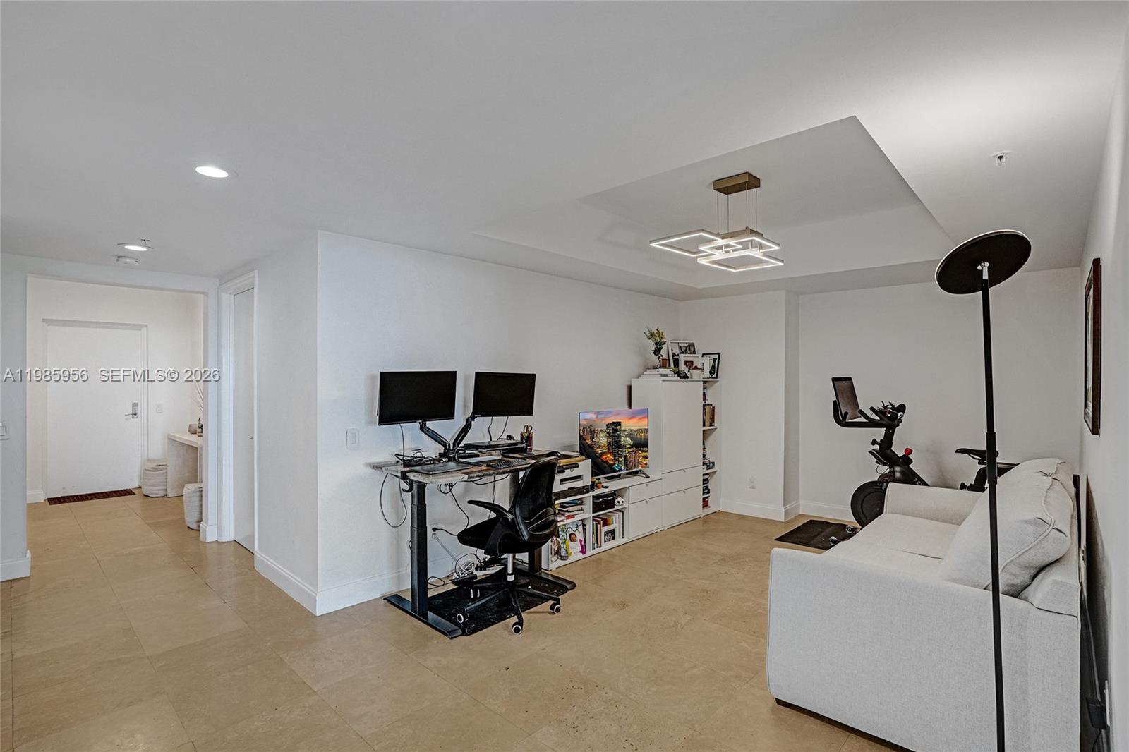 THE OAKS I CONDO - Residential