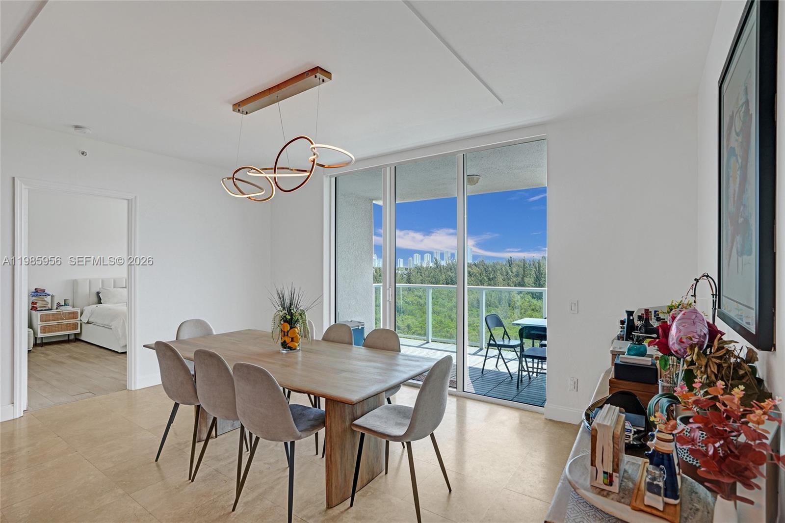 THE OAKS I CONDO - Residential