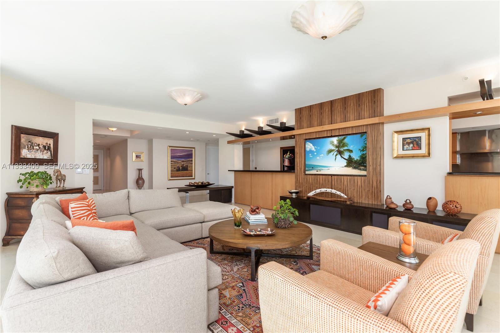 BEACON HARBOUR CONDO - Residential