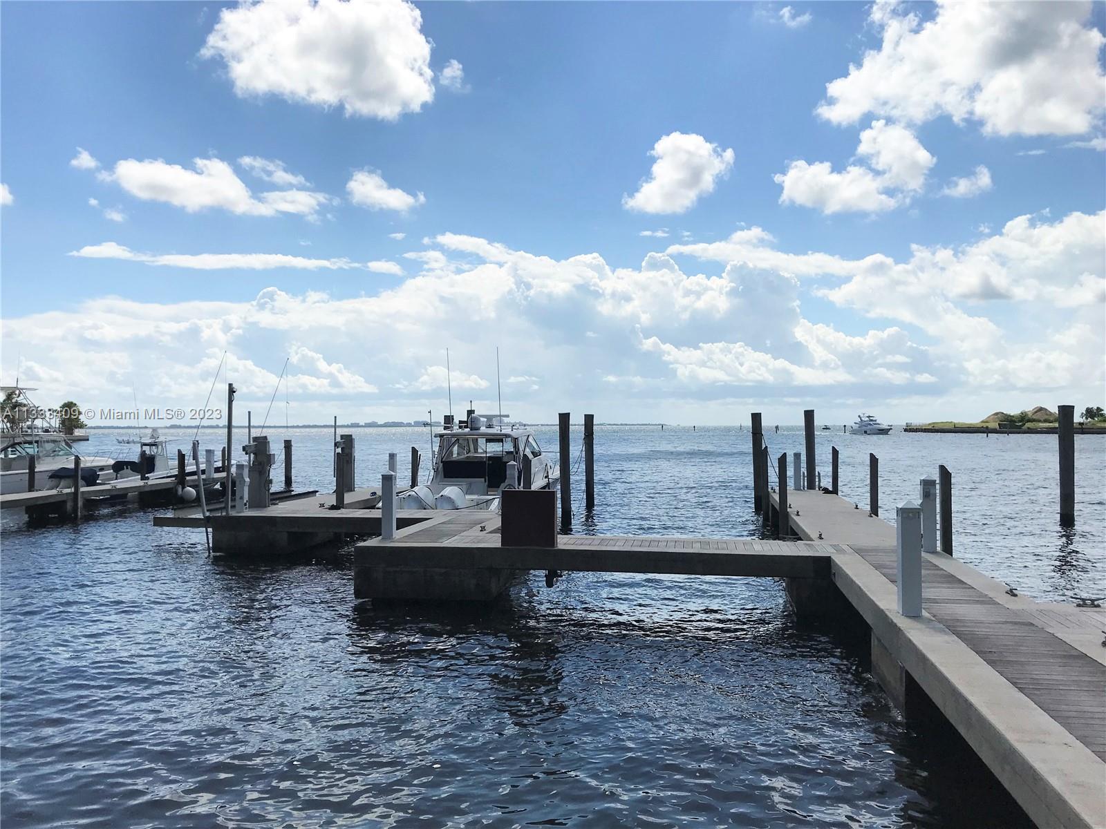 BEACON HARBOUR CONDO - Residential