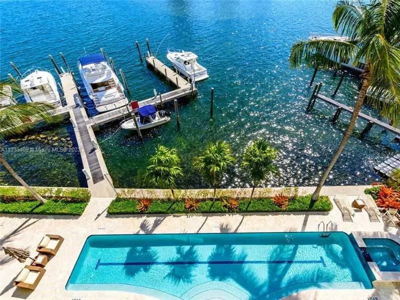 Coconut Grove, Florida 33133, United States, 3 Bedrooms Bedrooms, ,4 BathroomsBathrooms,Residential,Active,73785
