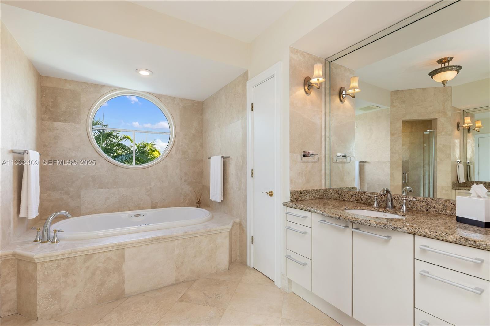 BEACON HARBOUR CONDO - Residential