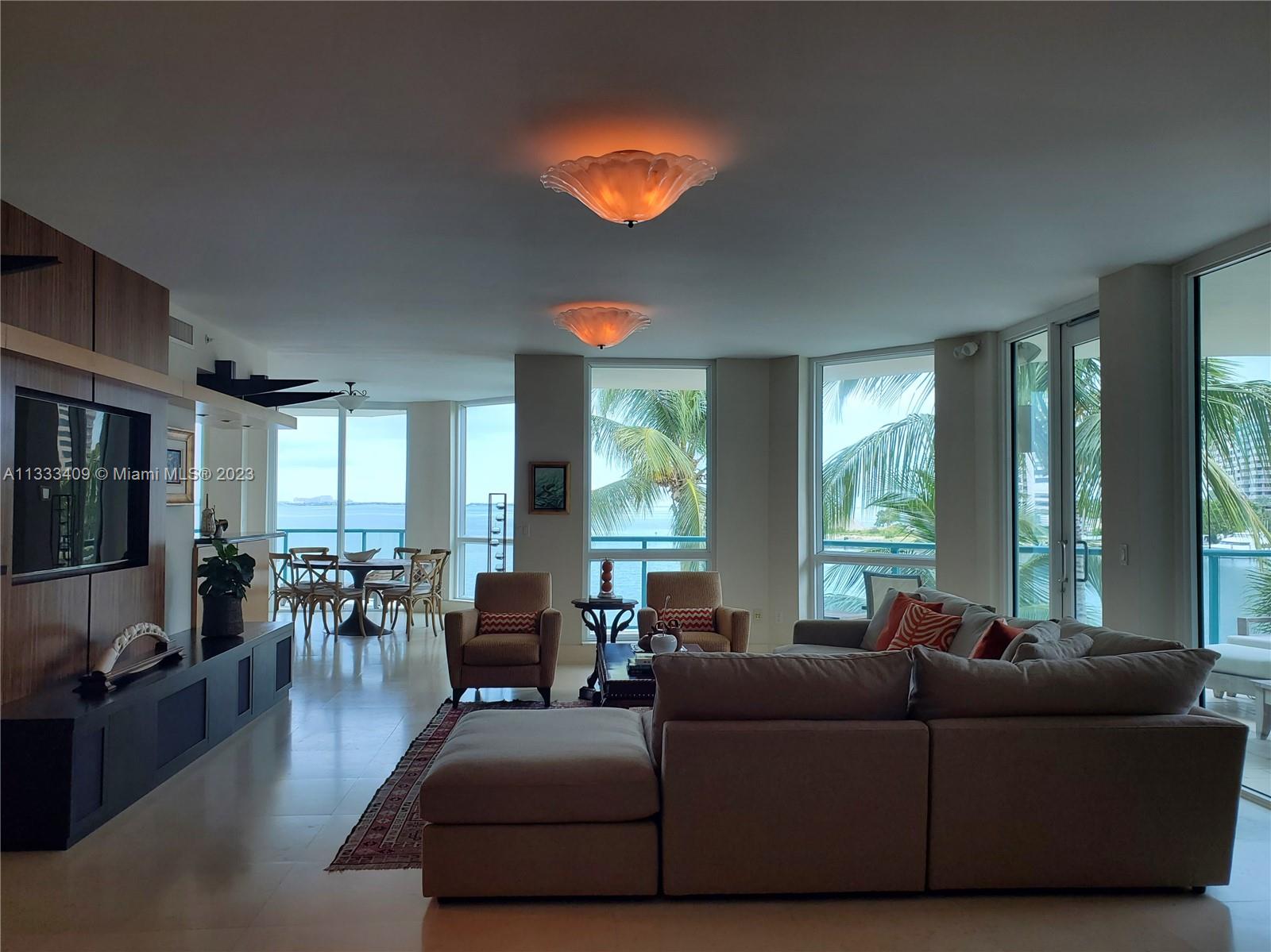 BEACON HARBOUR CONDO - Residential