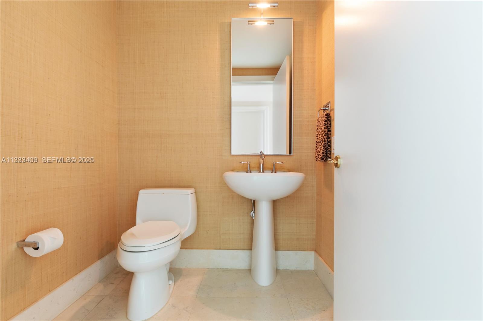 BEACON HARBOUR CONDO - Residential