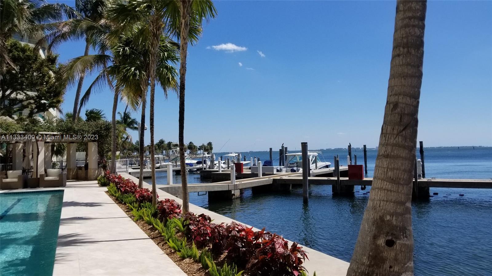 BEACON HARBOUR CONDO - Residential