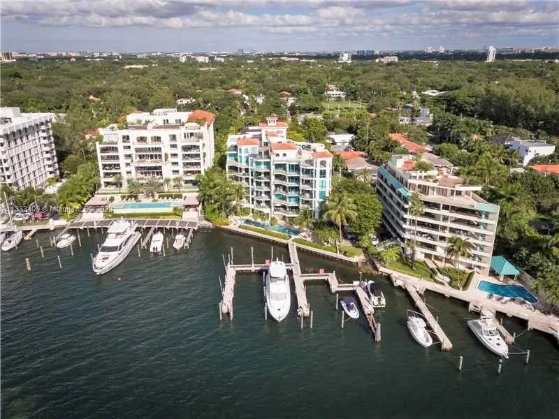 Coconut Grove, Florida 33133, United States, 3 Bedrooms Bedrooms, ,4 BathroomsBathrooms,Residential,Active,73785