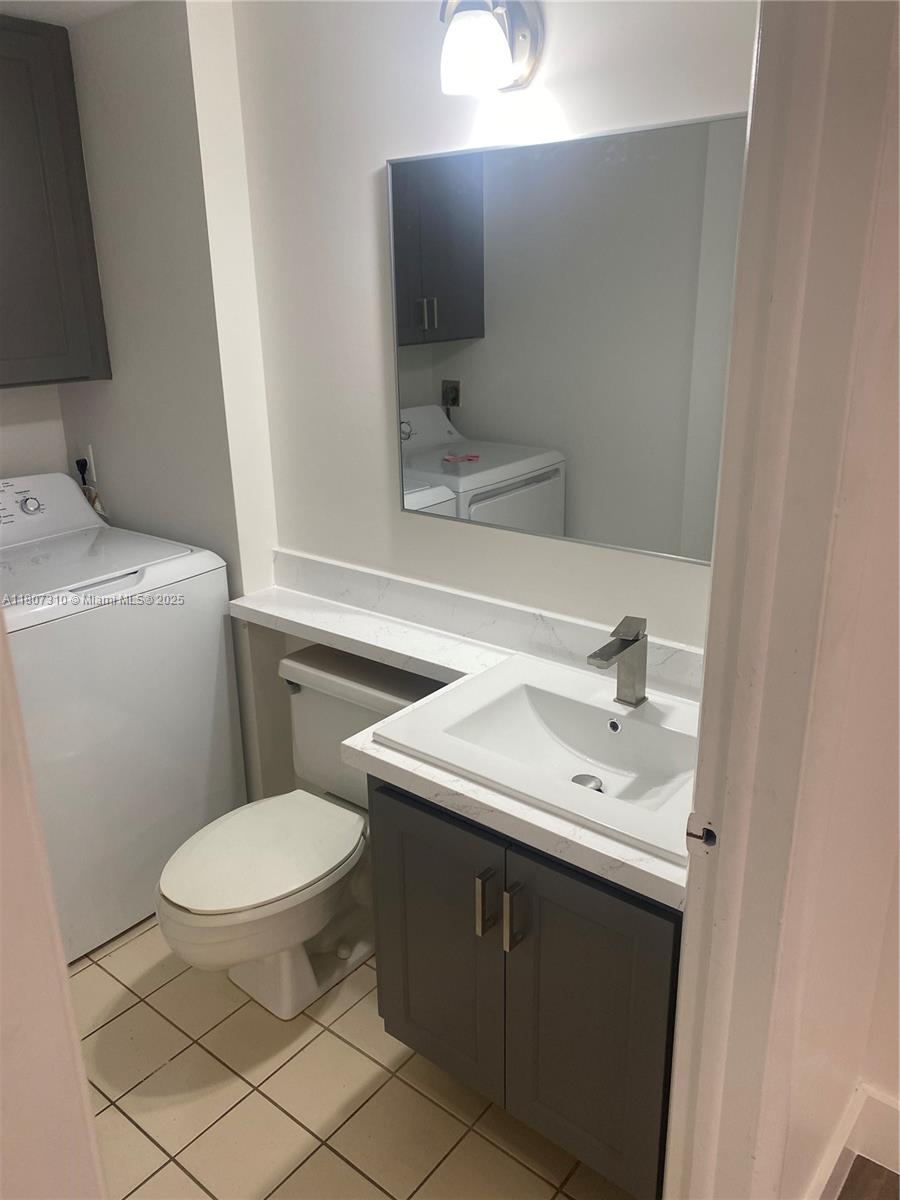 STAMFORD AT THE VILLAGES - Residential