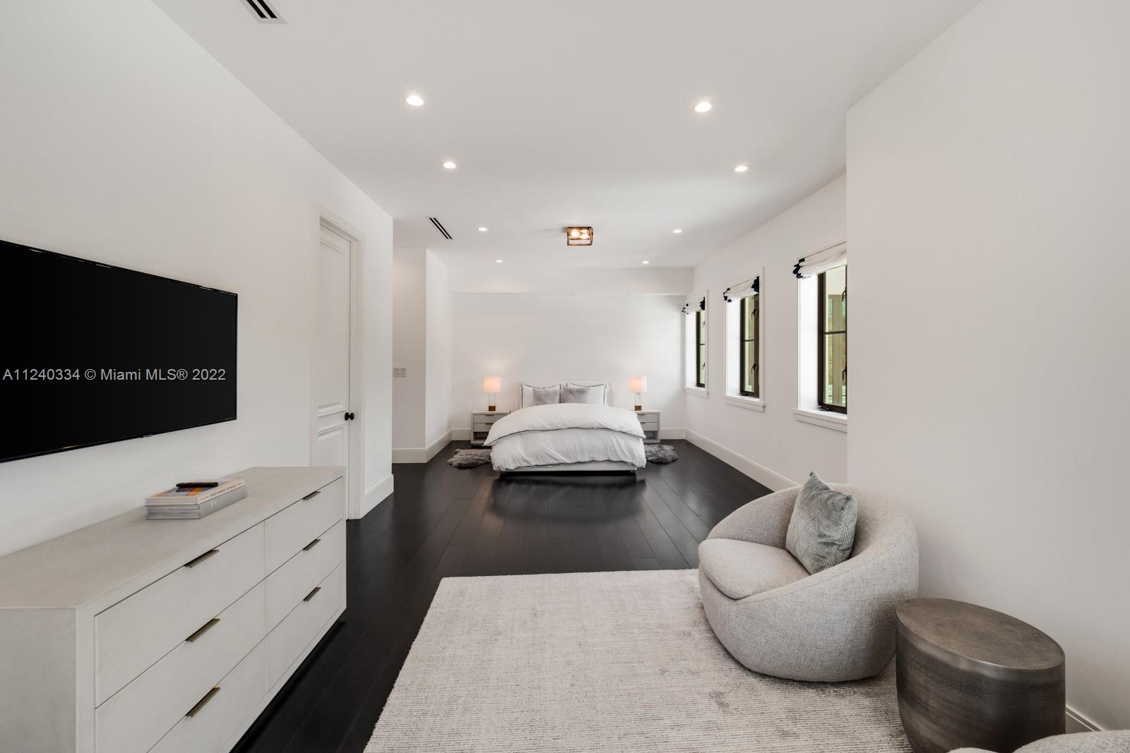 SNAPPER CREEK LAKES SUB - Residential