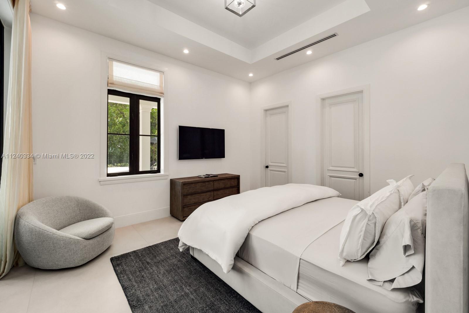 SNAPPER CREEK LAKES SUB - Residential